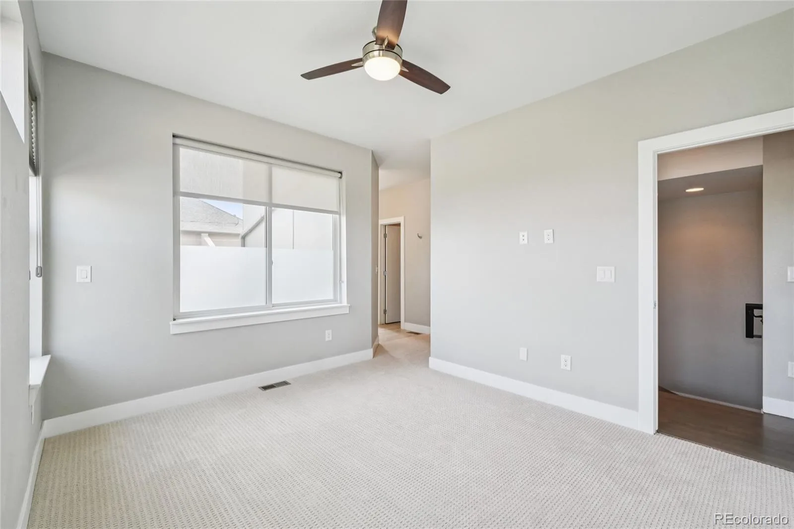 558 Madison Street Denver CO 80206 MLS #REC7225354 05122026024840 1600 43