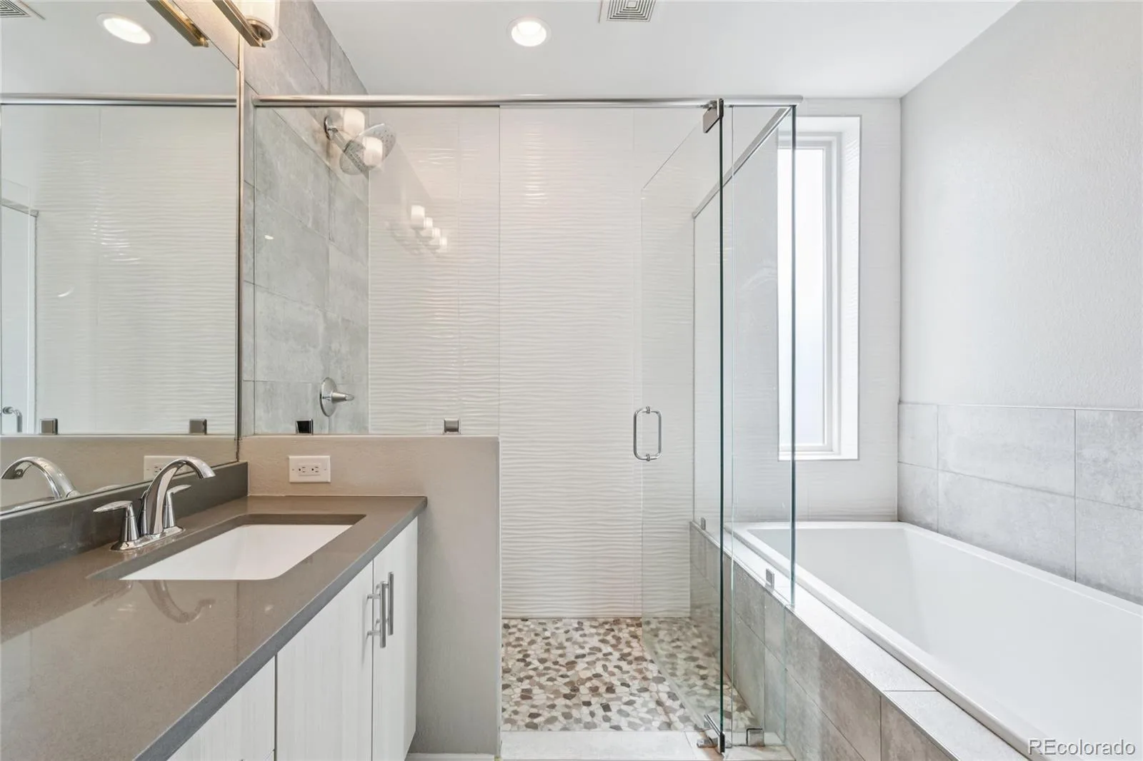 558 Madison Street Denver CO 80206 | MLS #REC7225354 08102026202924 1600 27