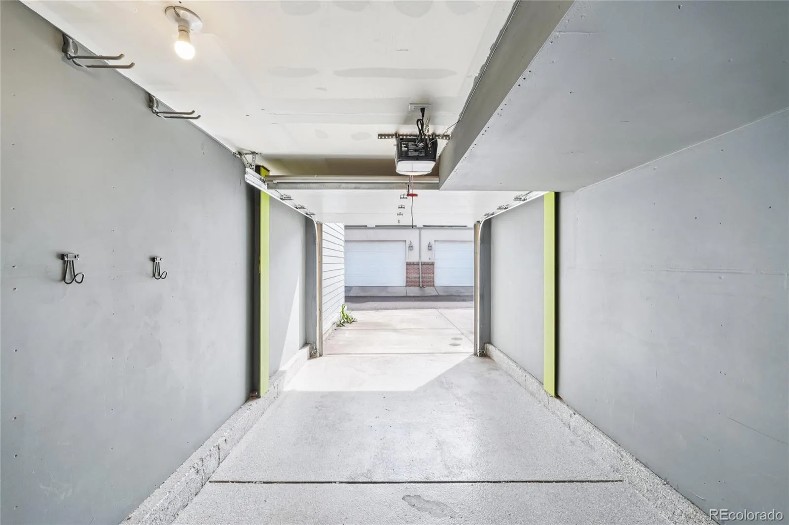 558 Madison Street Denver CO 80206 | MLS #REC7225354 08102026202924 1600 30
