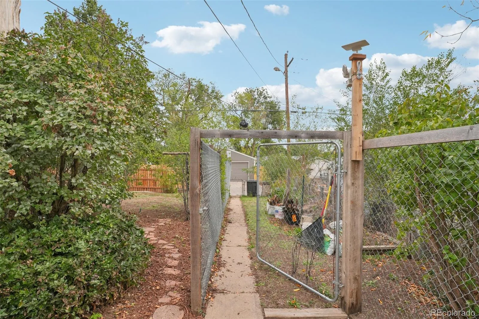 1110 S Quitman Street Denver CO 80219 MLS #REC7227091 04272026214020 1600 33