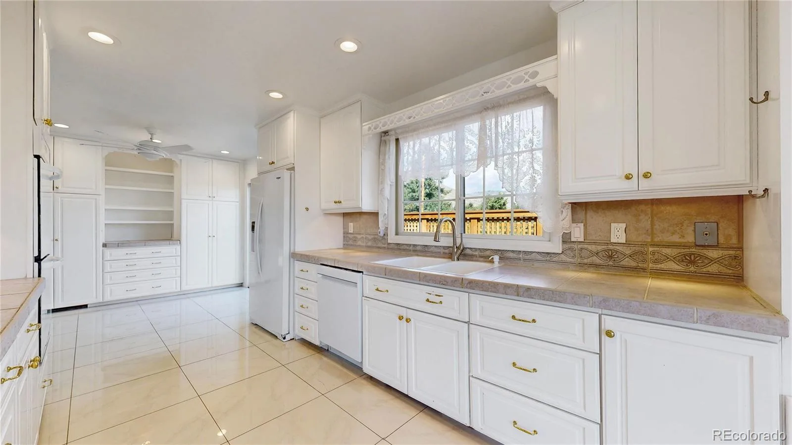 2150 Lookout Mountain Road Golden CO 80401 MLS #REC7227719 06082026203219 1600 15