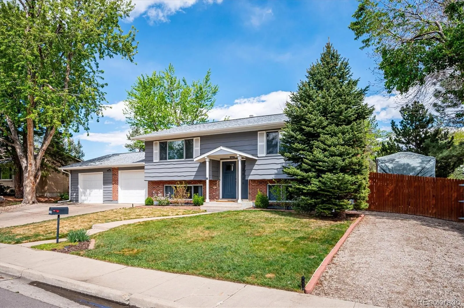 2846 S Quay Way Denver CO 80227 MLS #REC7228661 05112026070843 1600 1