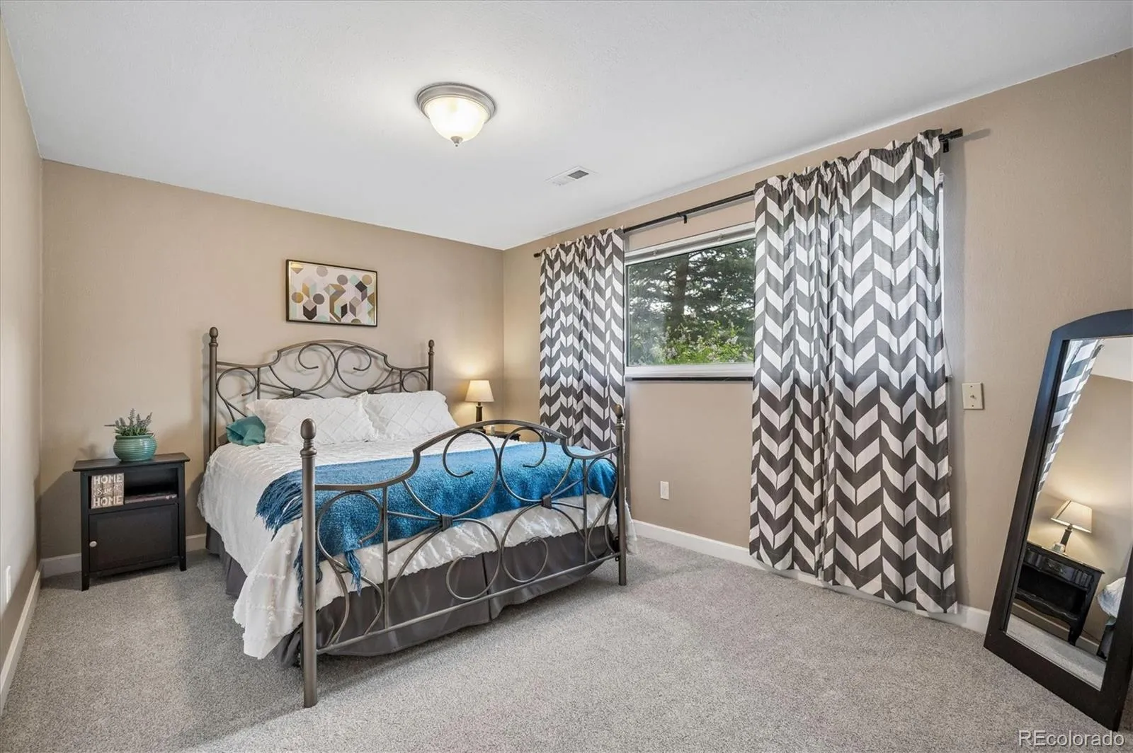 2846 S Quay Way Denver CO 80227 MLS #REC7228661 05112026070843 1600 21
