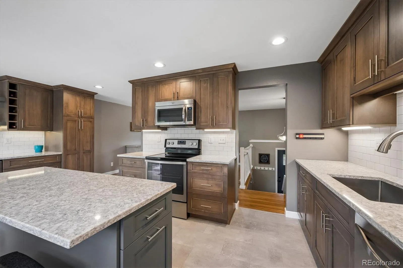 2846 S Quay Way Denver CO 80227 MLS #REC7228661 05112026070843 1600 7