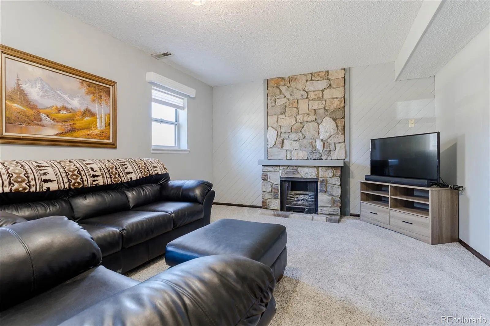 04152026230547 1600 14