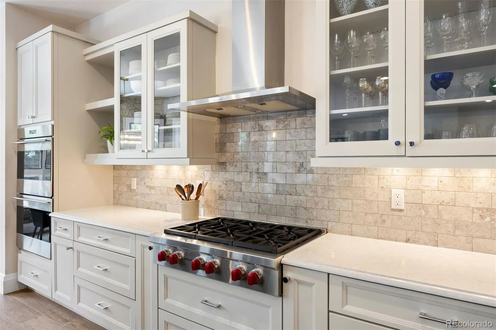 63 N Magnolia Way Denver CO 80230 MLS #REC7236014 06092026204459 1600 16