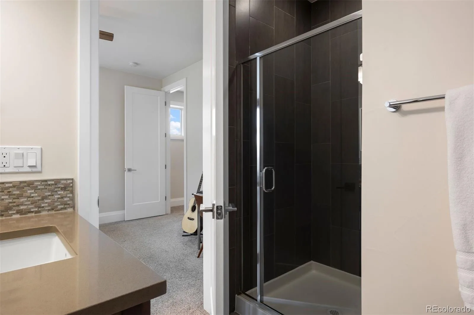 63 N Magnolia Way Denver CO 80230 MLS #REC7236014 06092026204459 1600 37
