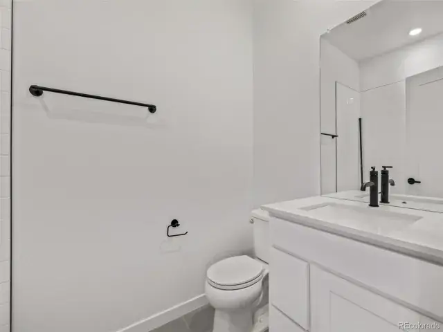 06072025231704 640 31