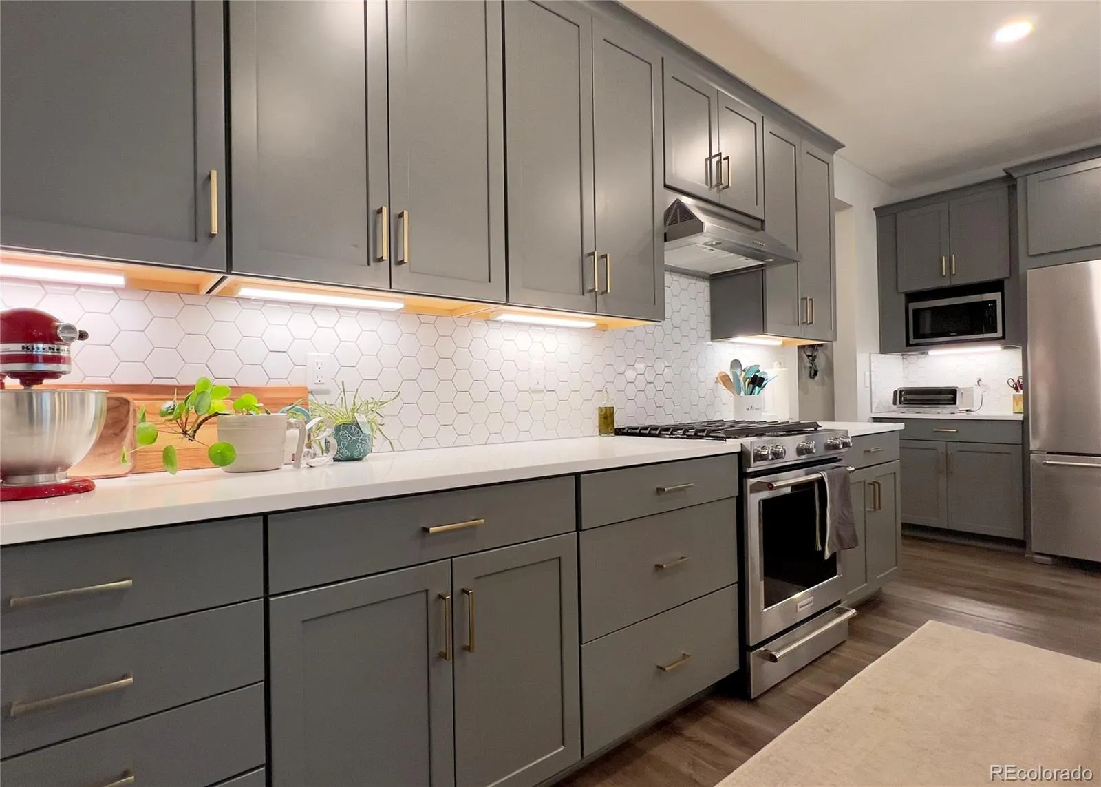 17303 W 93rd Place Arvada CO 80007 MLS #REC7238959 04242026185808 1600 19