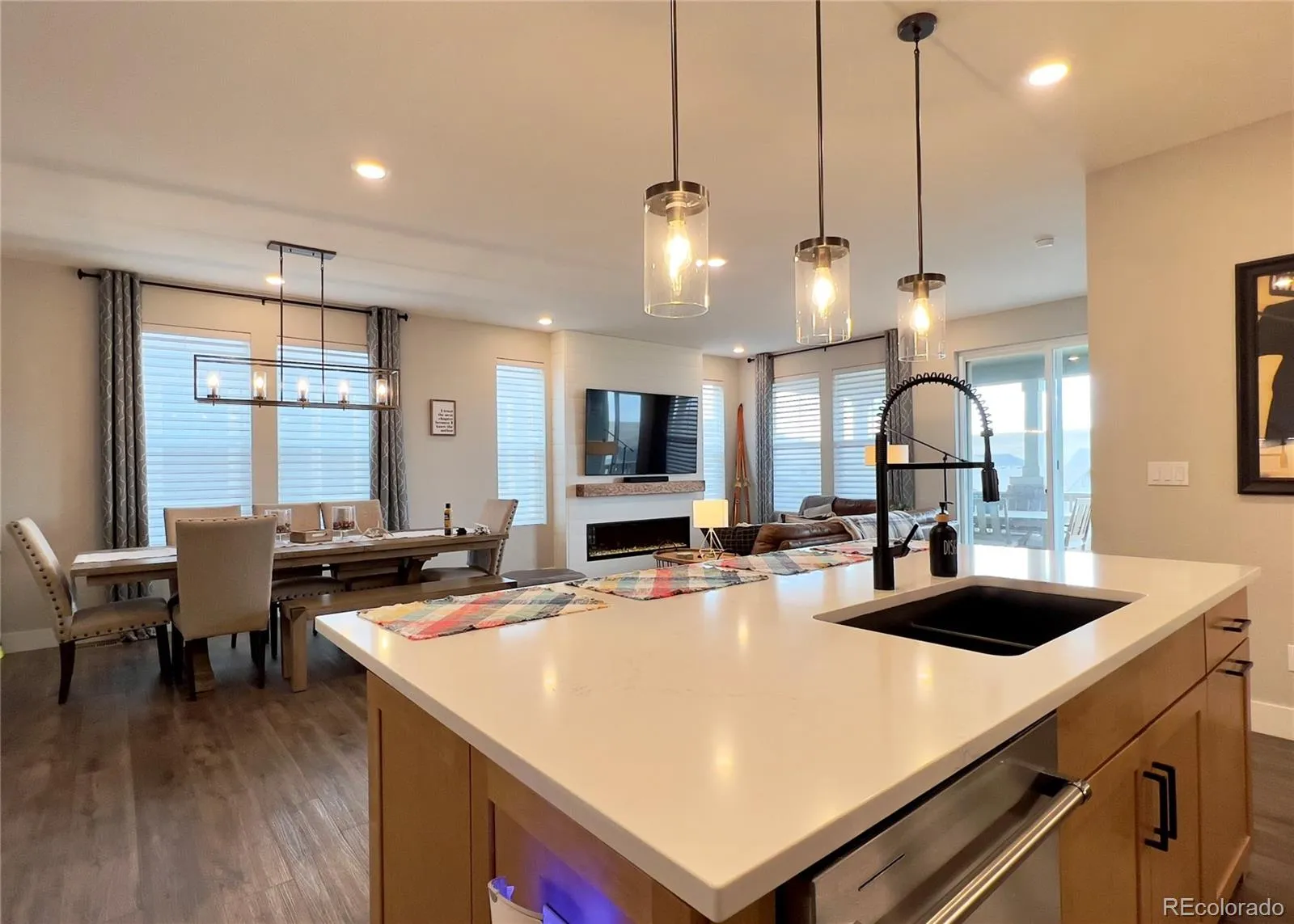 17303 W 93rd Place Arvada CO 80007 MLS #REC7238959 04242026185808 1600 20