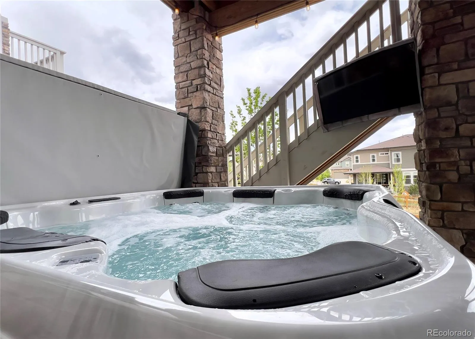 17303 W 93rd Place Arvada CO 80007 MLS #REC7238959 04242026185808 1600 46