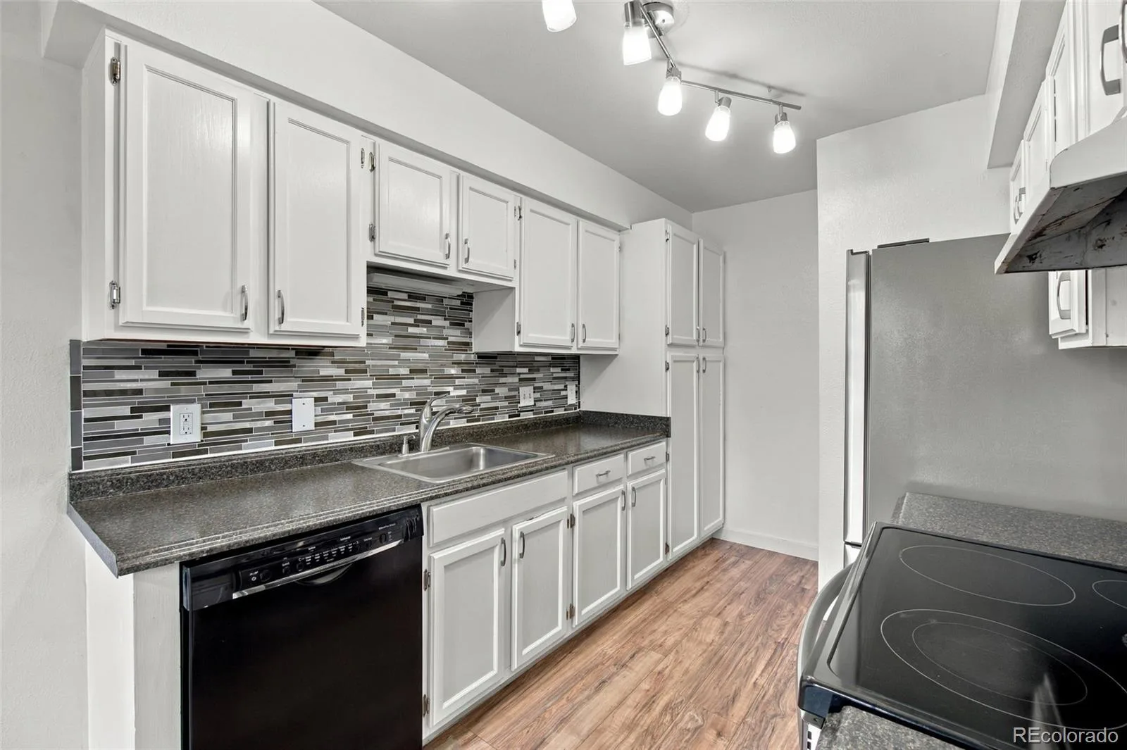 7665 E Eastman Avenue #301D Denver CO 80231 | MLS #REC7240107 10092026063534 1600 10