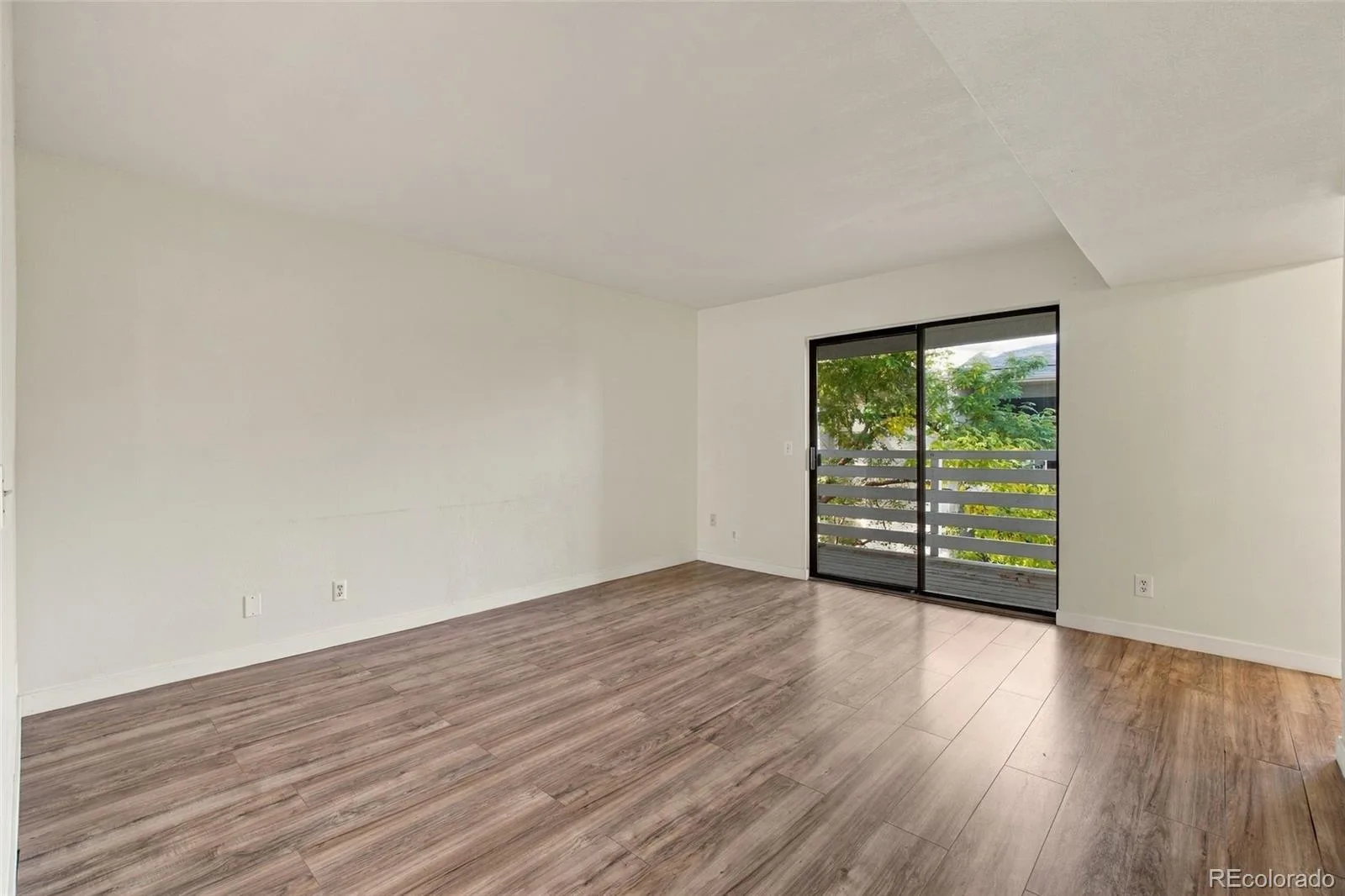 7665 E Eastman Avenue #301D Denver CO 80231 | MLS #REC7240107 10092026063534 1600 11