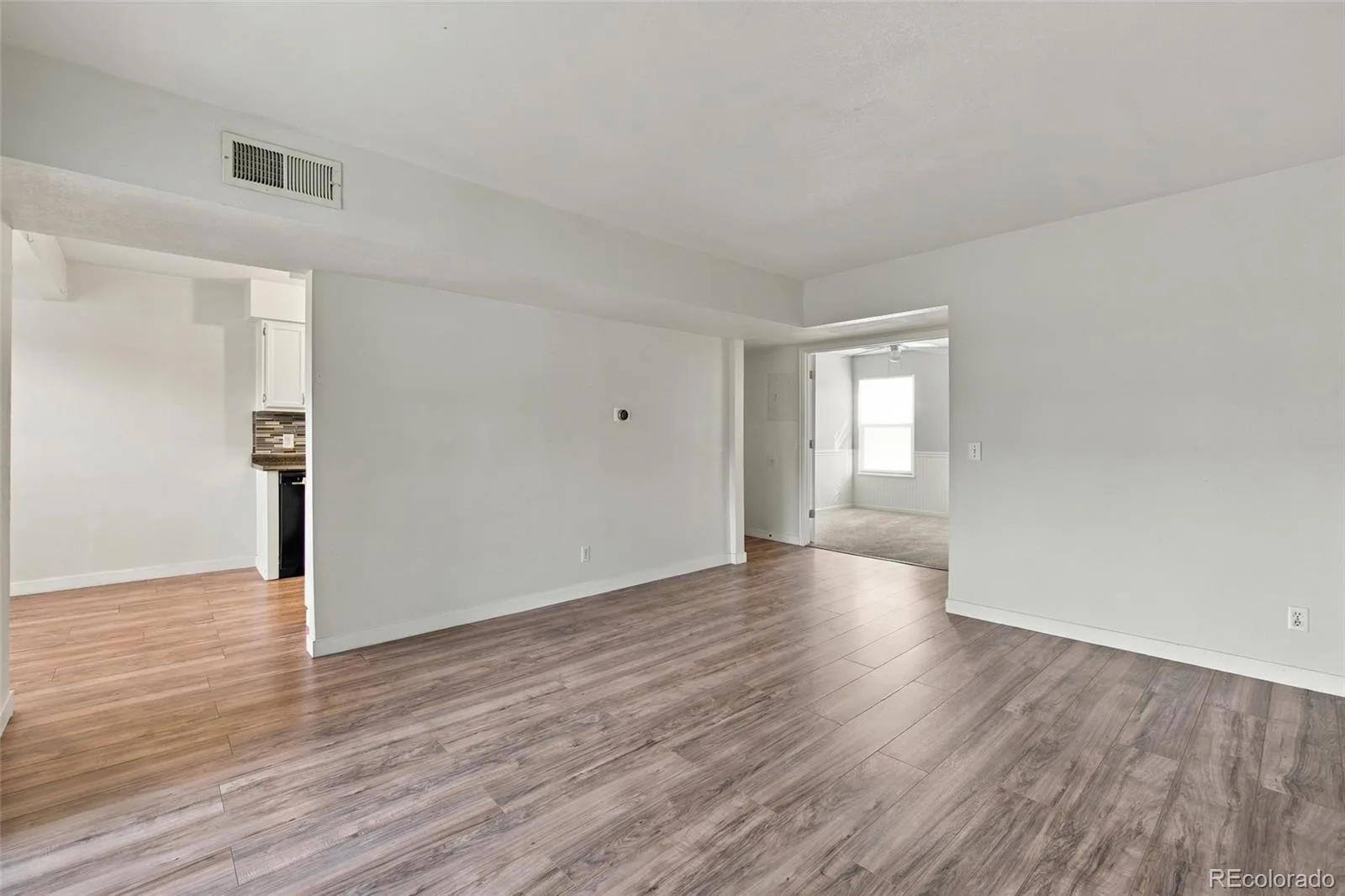 7665 E Eastman Avenue #301D Denver CO 80231 | MLS #REC7240107 10092026063534 1600 14