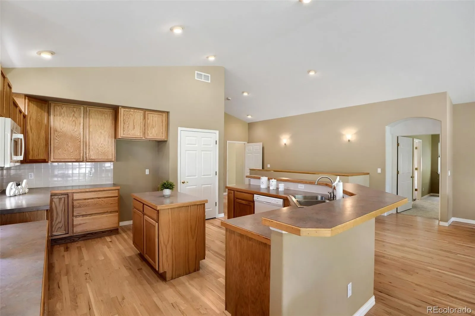 1013 Boxelder Circle Longmont CO 80503 MLS #REC7240507 05212026184845 1600 10