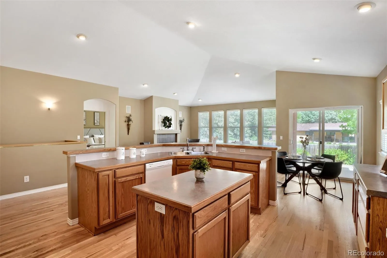 1013 Boxelder Circle Longmont CO 80503 MLS #REC7240507 05212026184845 1600 11