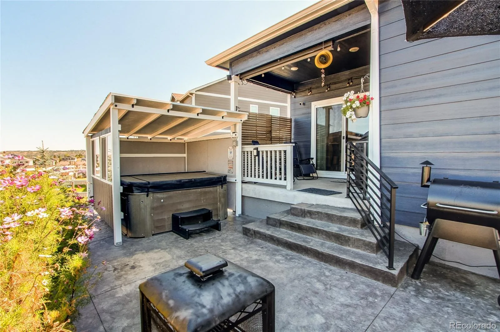 2227 Rosette Lane Castle Rock CO 80104 | MLS #REC7241865 07182026173350 1600 35
