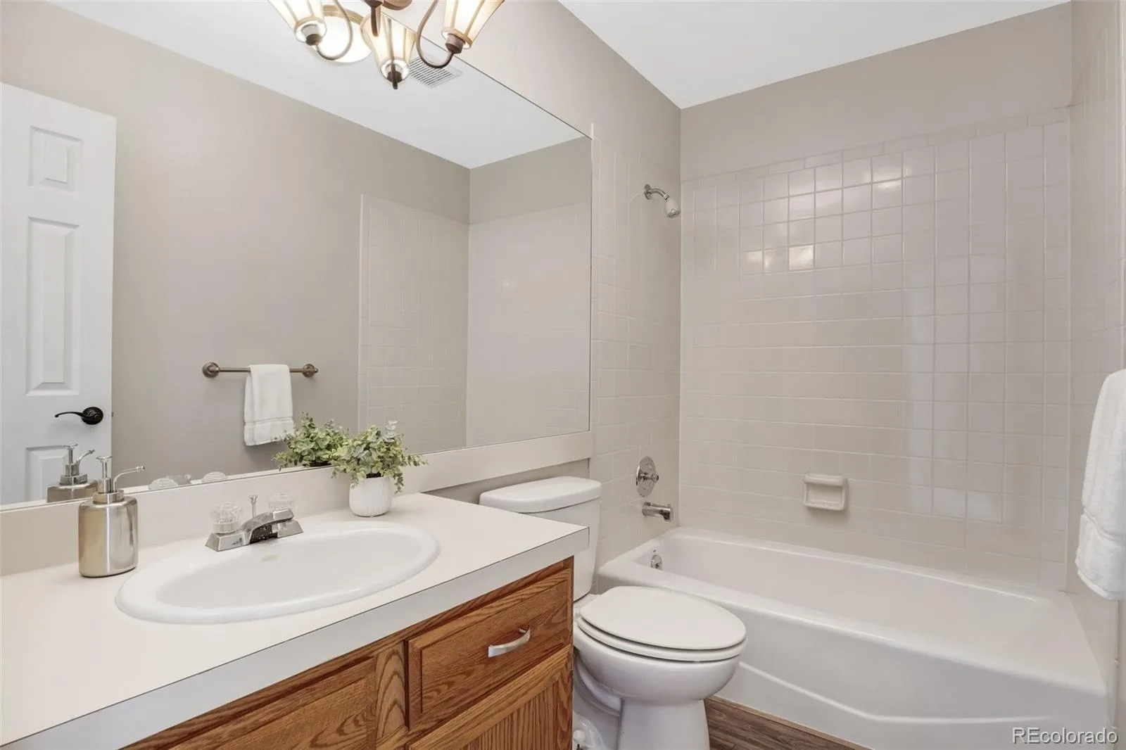 5339 S Cody Street Littleton CO 80123 | MLS #REC7242222 08142026194434 1600 20