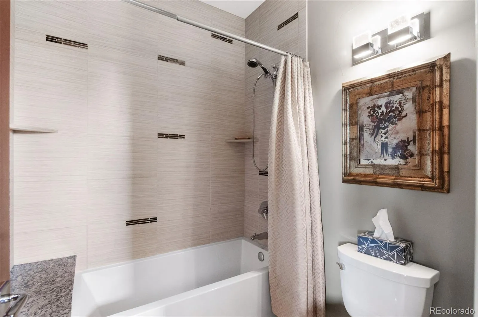 04152026193553 1600 33