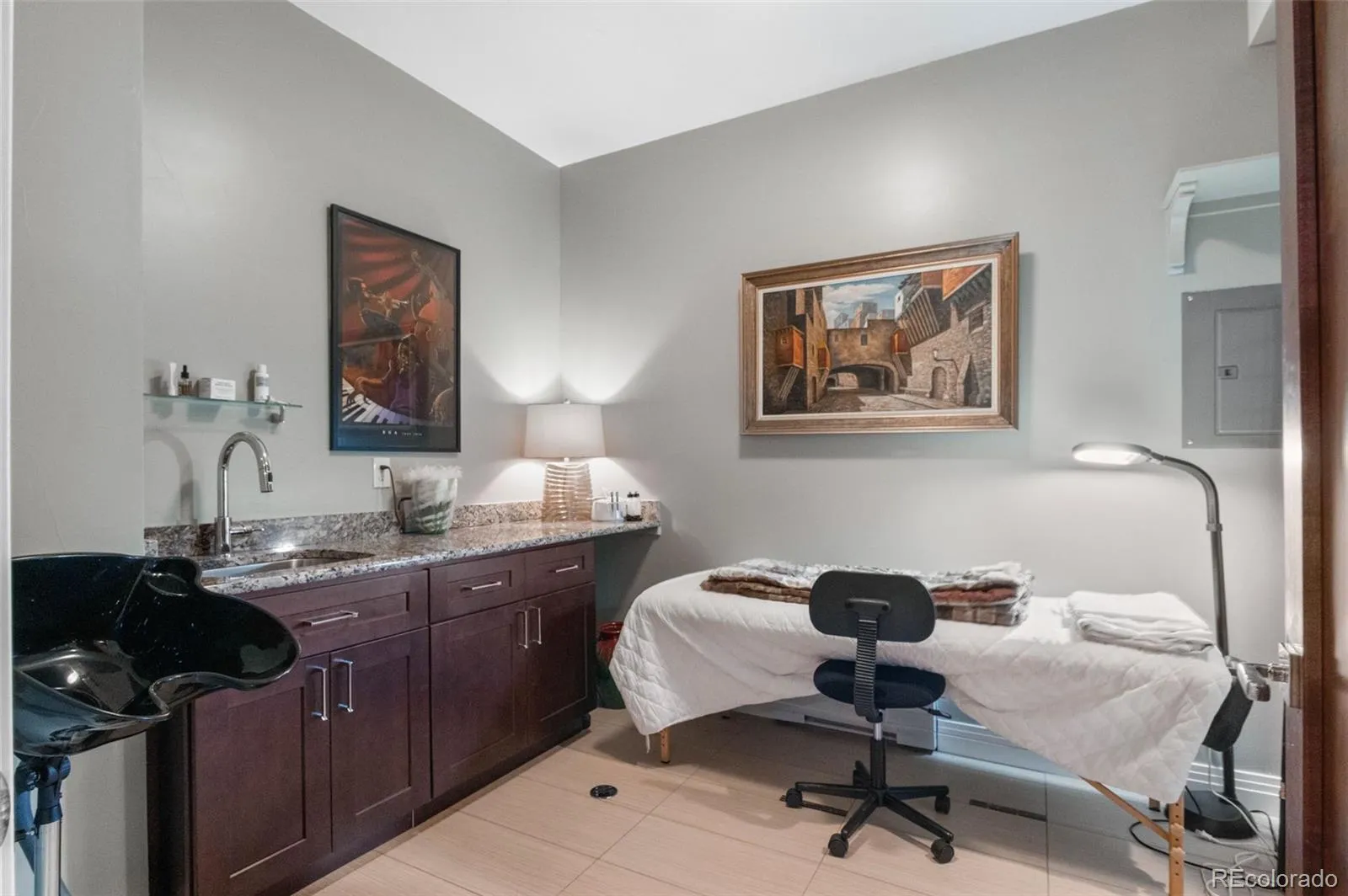 04152026193553 1600 36