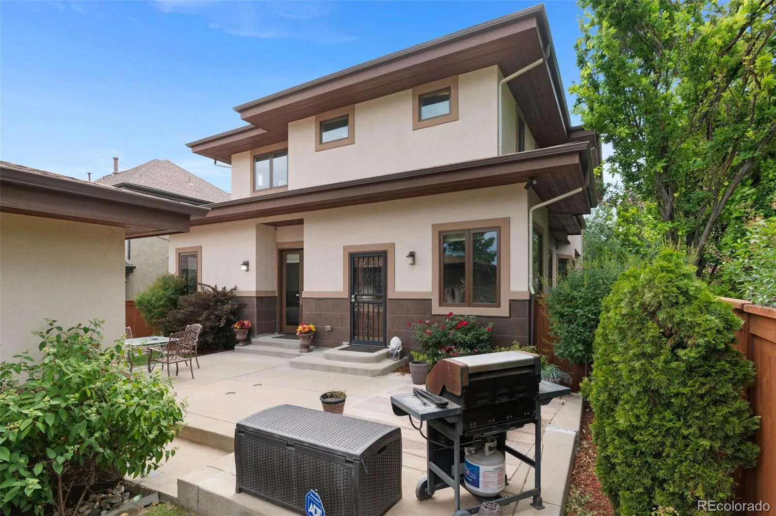 04152026193553 1600 40