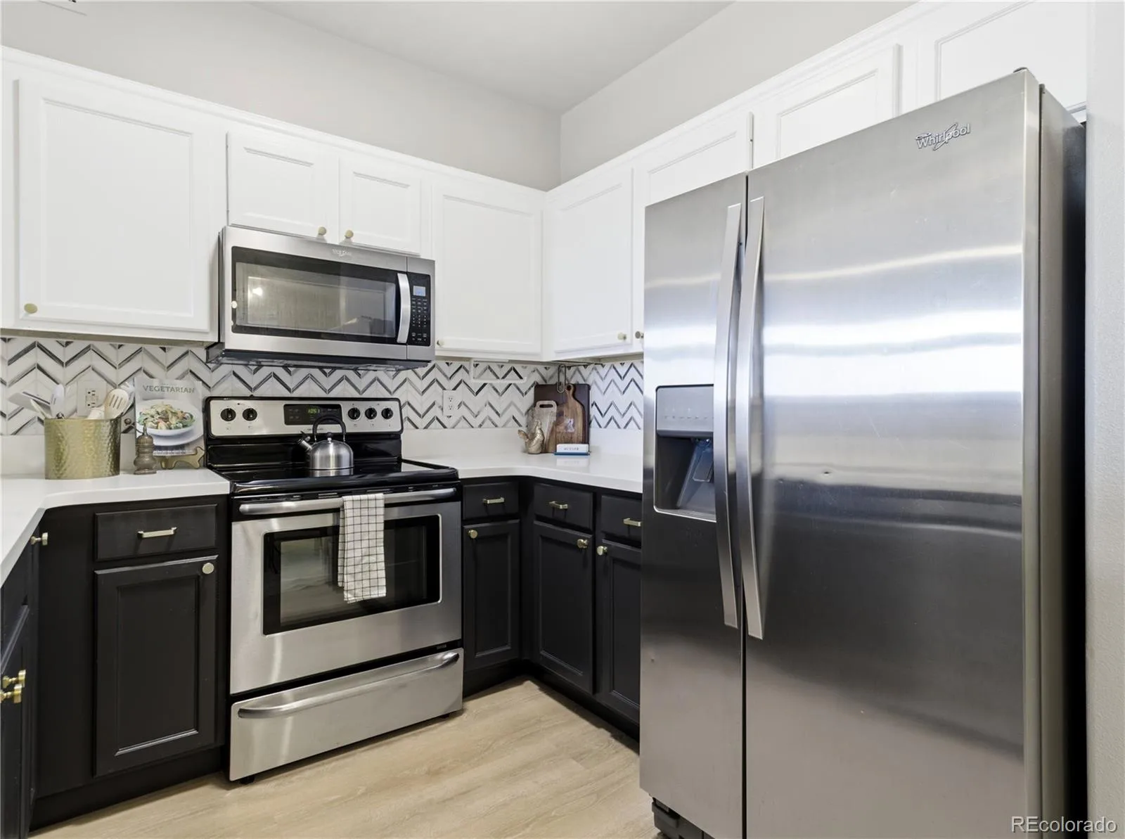 8500 E Jefferson Avenue #10A Denver CO 80237 MLS #REC7243513 07252026005405 1600 16