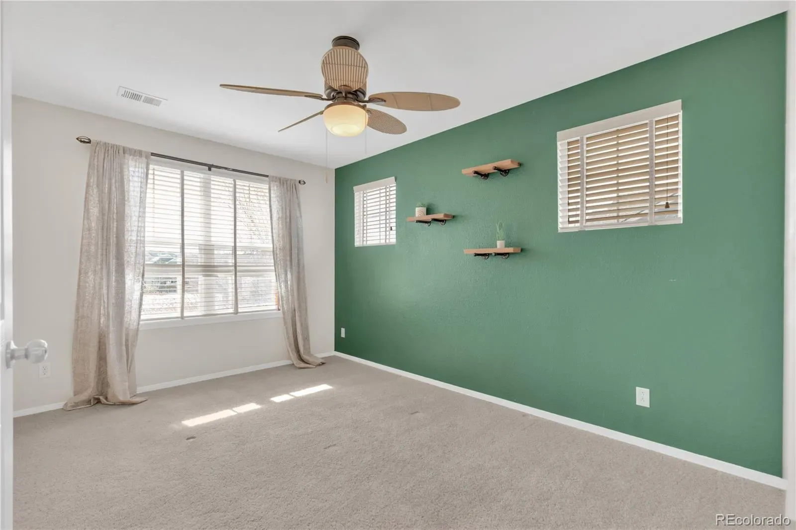 4531 Cedar Glen Place Castle Rock CO 80109 | MLS #REC7243693 03132026013829 1600 31