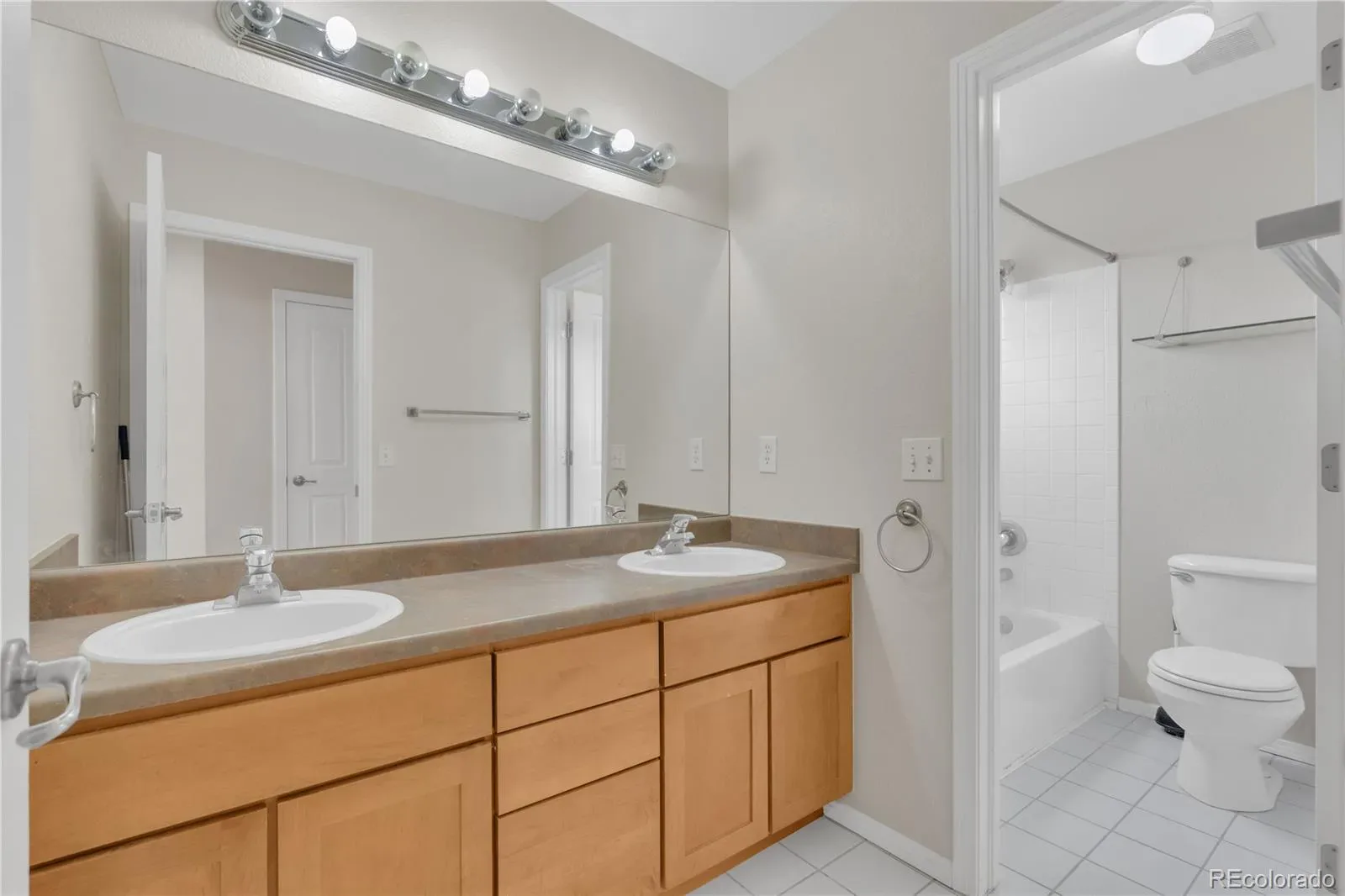 4531 Cedar Glen Place Castle Rock CO 80109 | MLS #REC7243693 03132026013829 1600 34