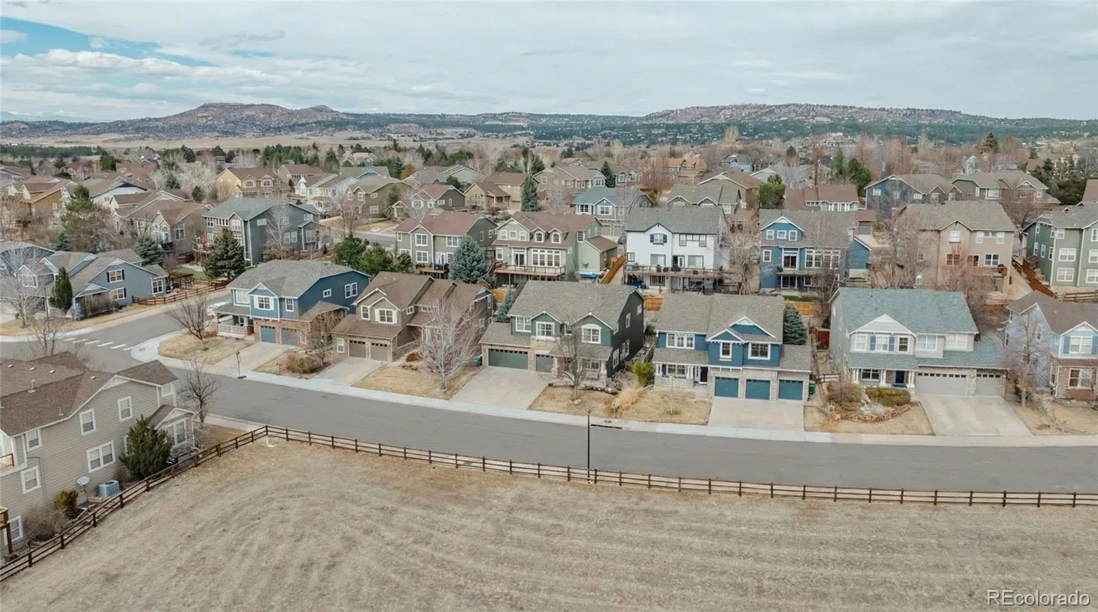 4531 Cedar Glen Place Castle Rock CO 80109 | MLS #REC7243693 03132026013829 1600 39