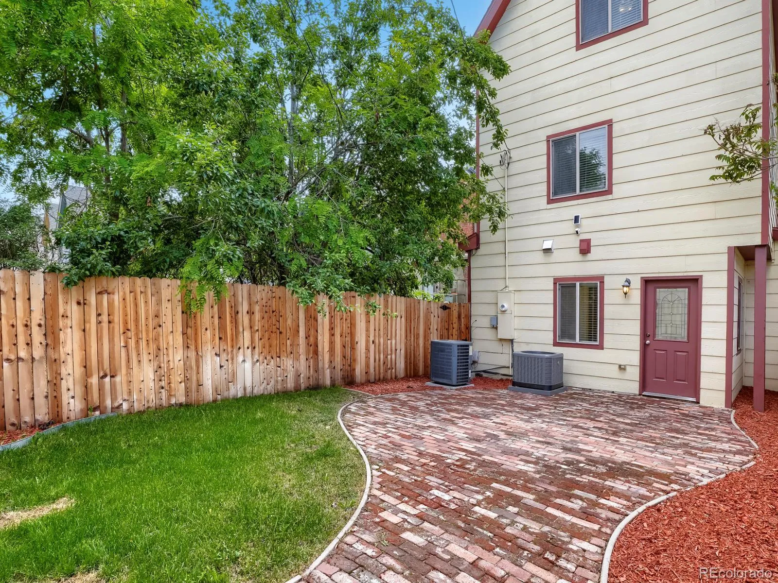 2250 N Washington Street Denver CO 80205 MLS #REC7244240 05232026095531 1600 26