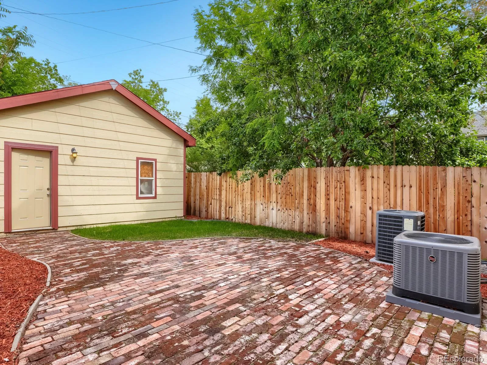 2250 N Washington Street Denver CO 80205 MLS #REC7244240 05232026095531 1600 27