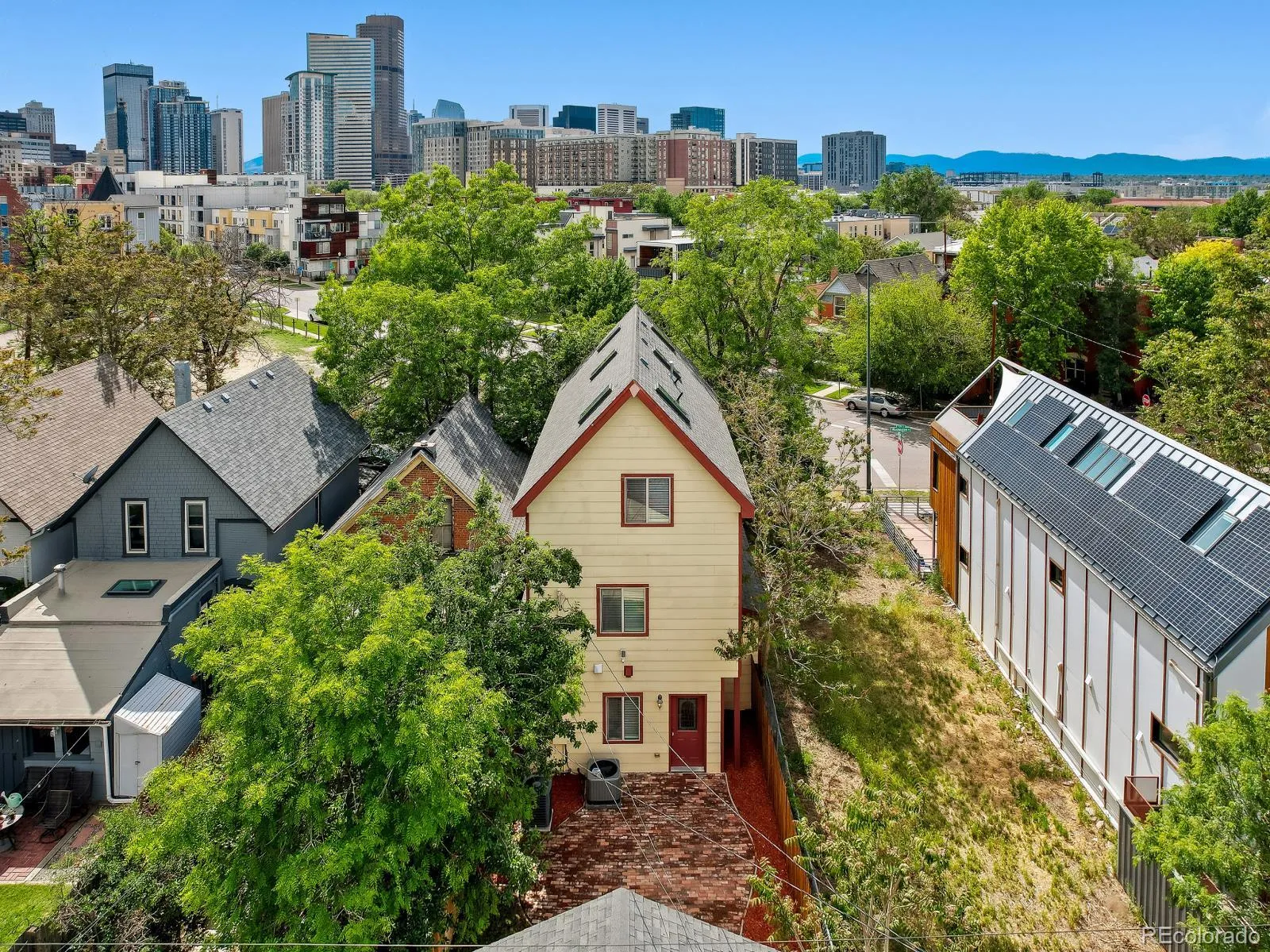 2250 N Washington Street Denver CO 80205 MLS #REC7244240 05232026095531 1600 31