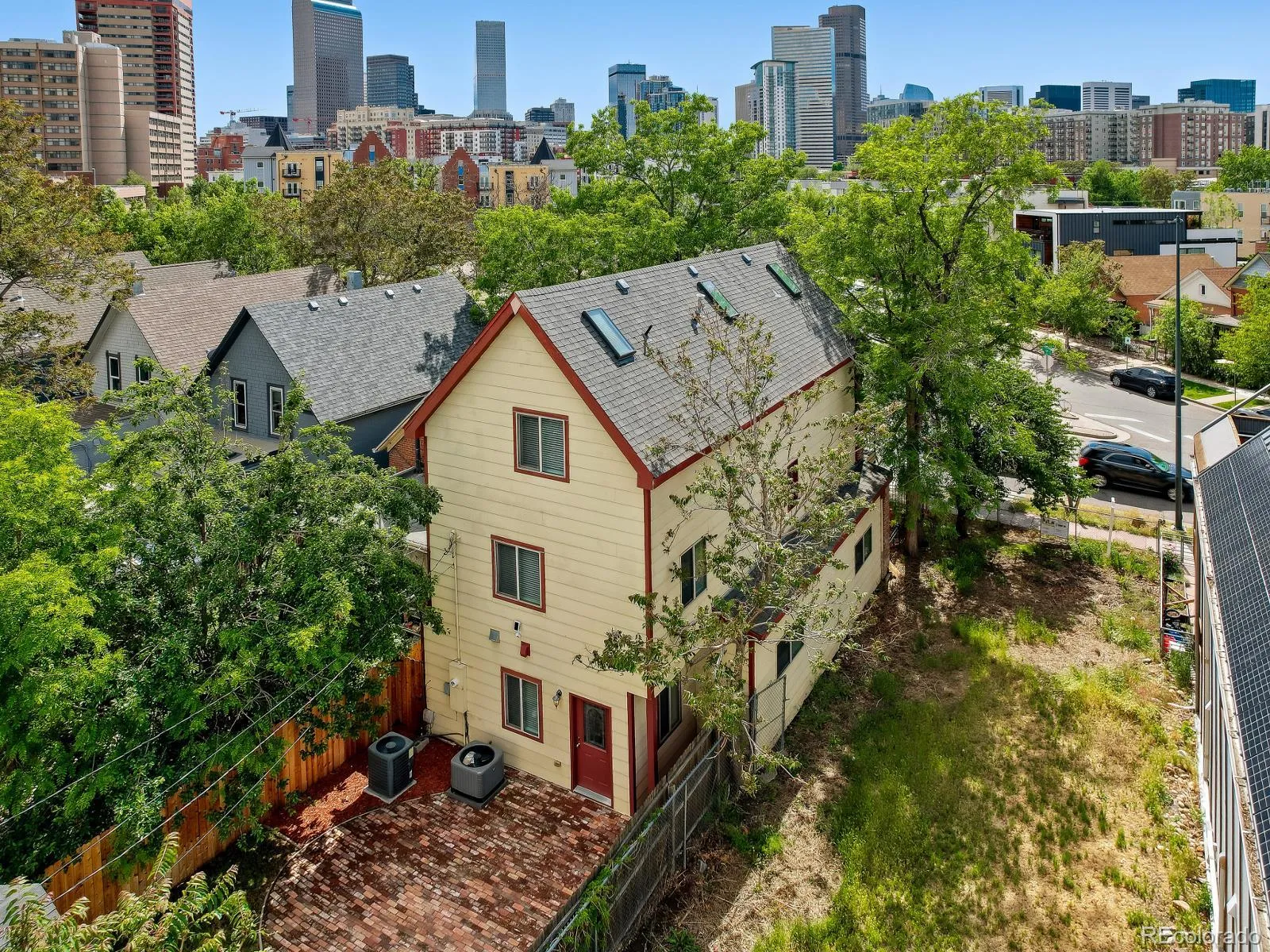 2250 N Washington Street Denver CO 80205 MLS #REC7244240 05232026095531 1600 32