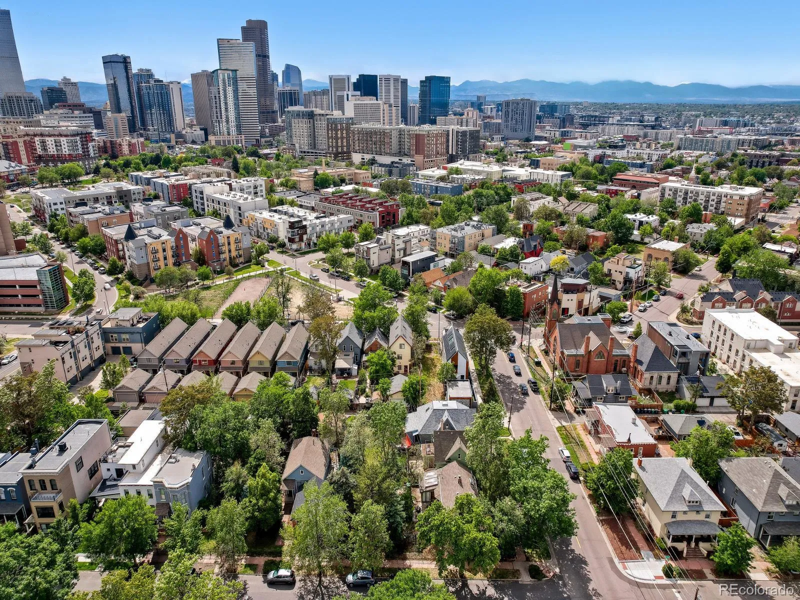2250 N Washington Street Denver CO 80205 MLS #REC7244240 05232026095531 1600 33