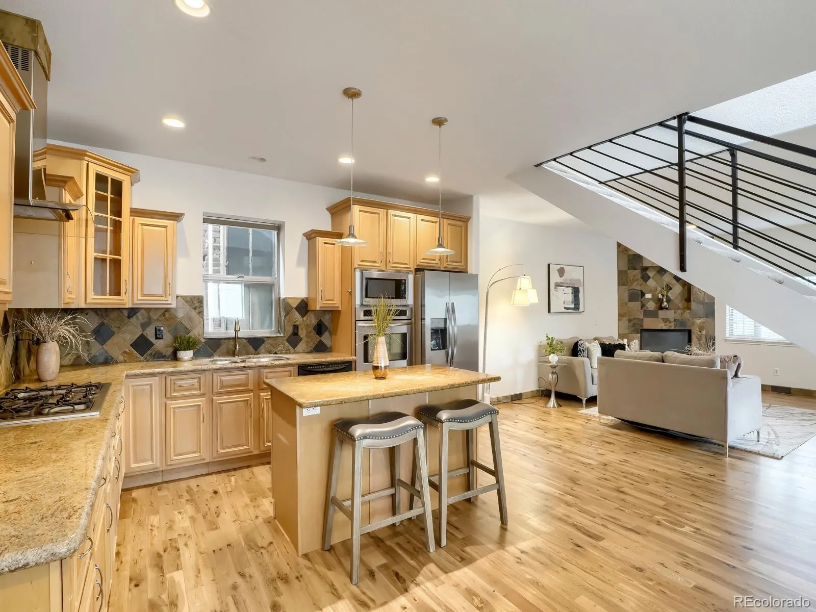 2250 N Washington Street Denver CO 80205 MLS #REC7244240 05232026095531 1600 9