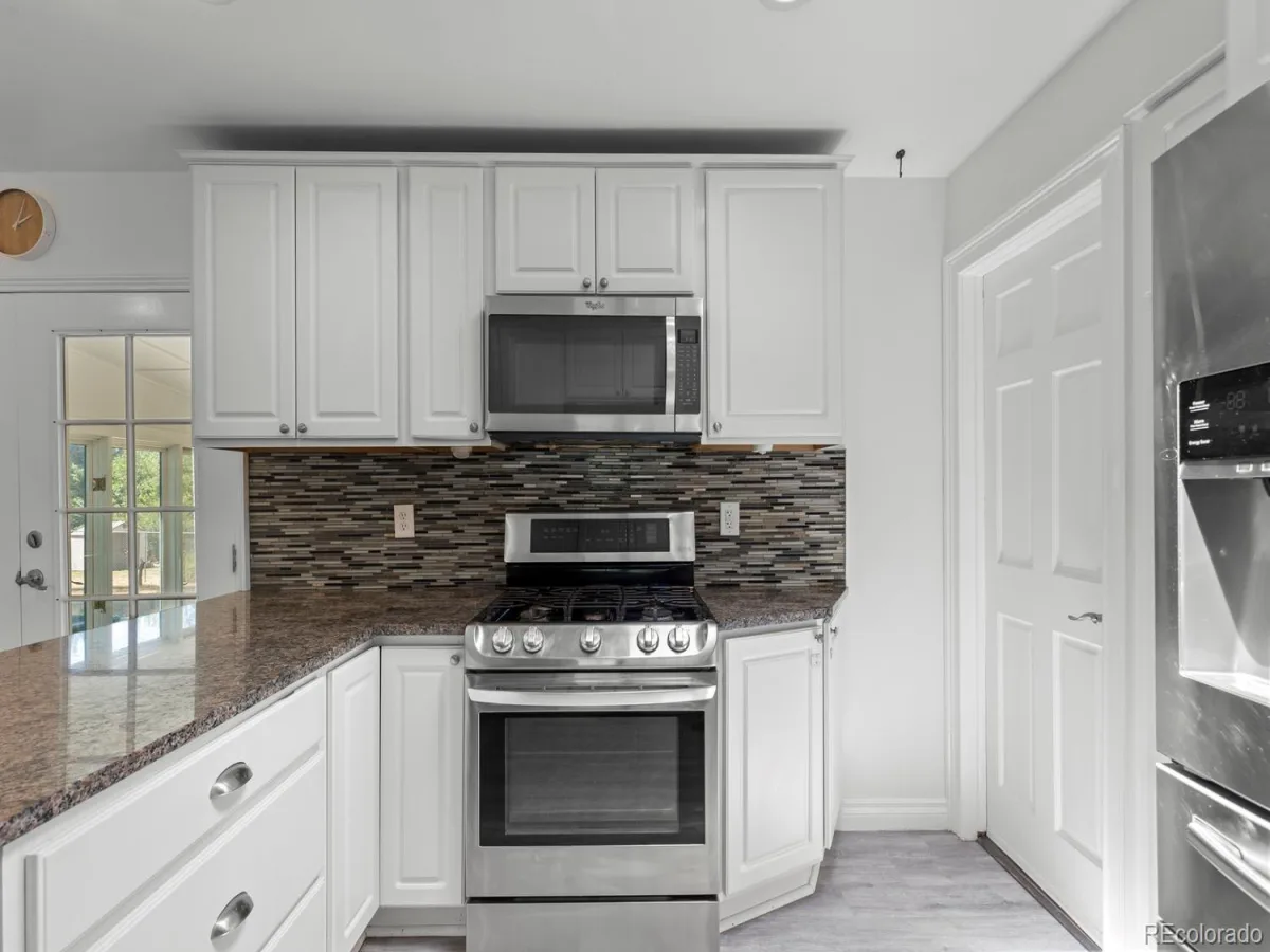 659 S Newark Court Aurora CO 80012 | MLS #REC7245534 07222026221808 1200 14
