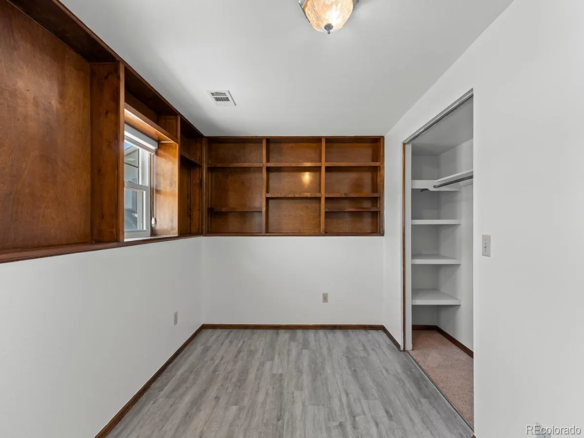 659 S Newark Court Aurora CO 80012 | MLS #REC7245534 07222026221808 1200 19