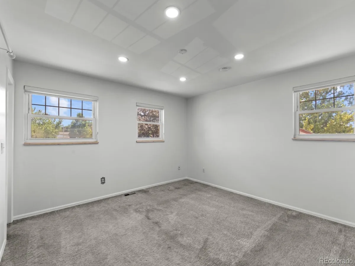 659 S Newark Court Aurora CO 80012 | MLS #REC7245534 07222026221808 1200 23