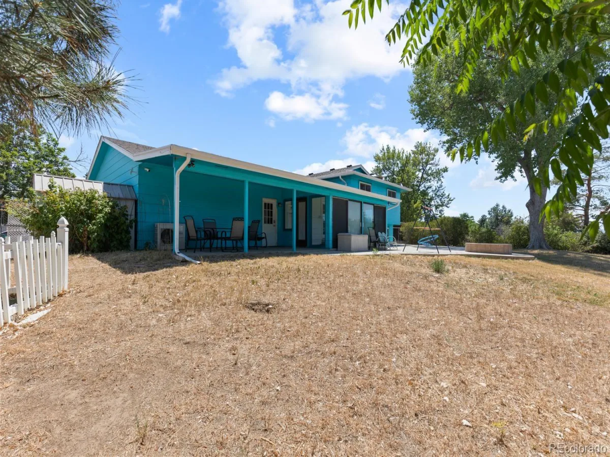 659 S Newark Court Aurora CO 80012 | MLS #REC7245534 07222026221808 1200 36