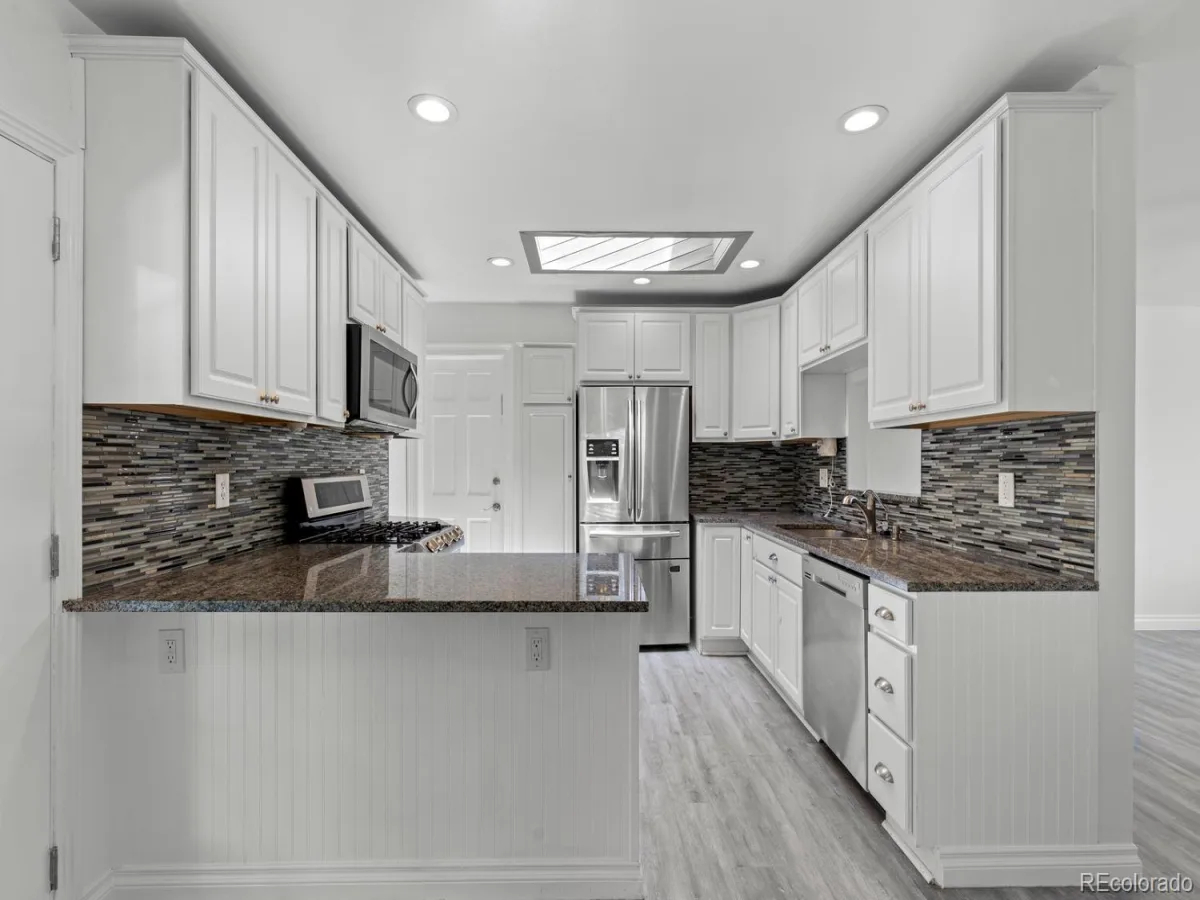659 S Newark Court Aurora CO 80012 | MLS #REC7245534 07222026221808 1200 9