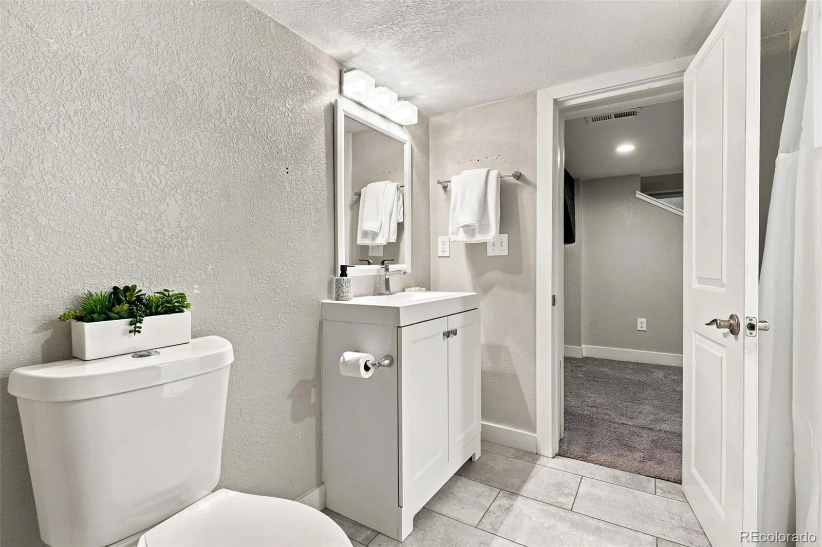 2928 N High Street Denver CO 80205 | MLS #REC7245539 09232026004849 1600 22