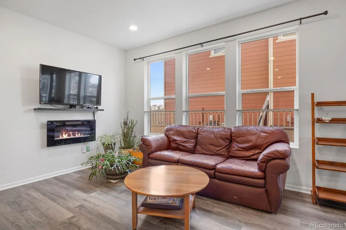 3564 Fennel Street Castle Rock CO 80109 | MLS #REC7249053 08082026192820 1200 8