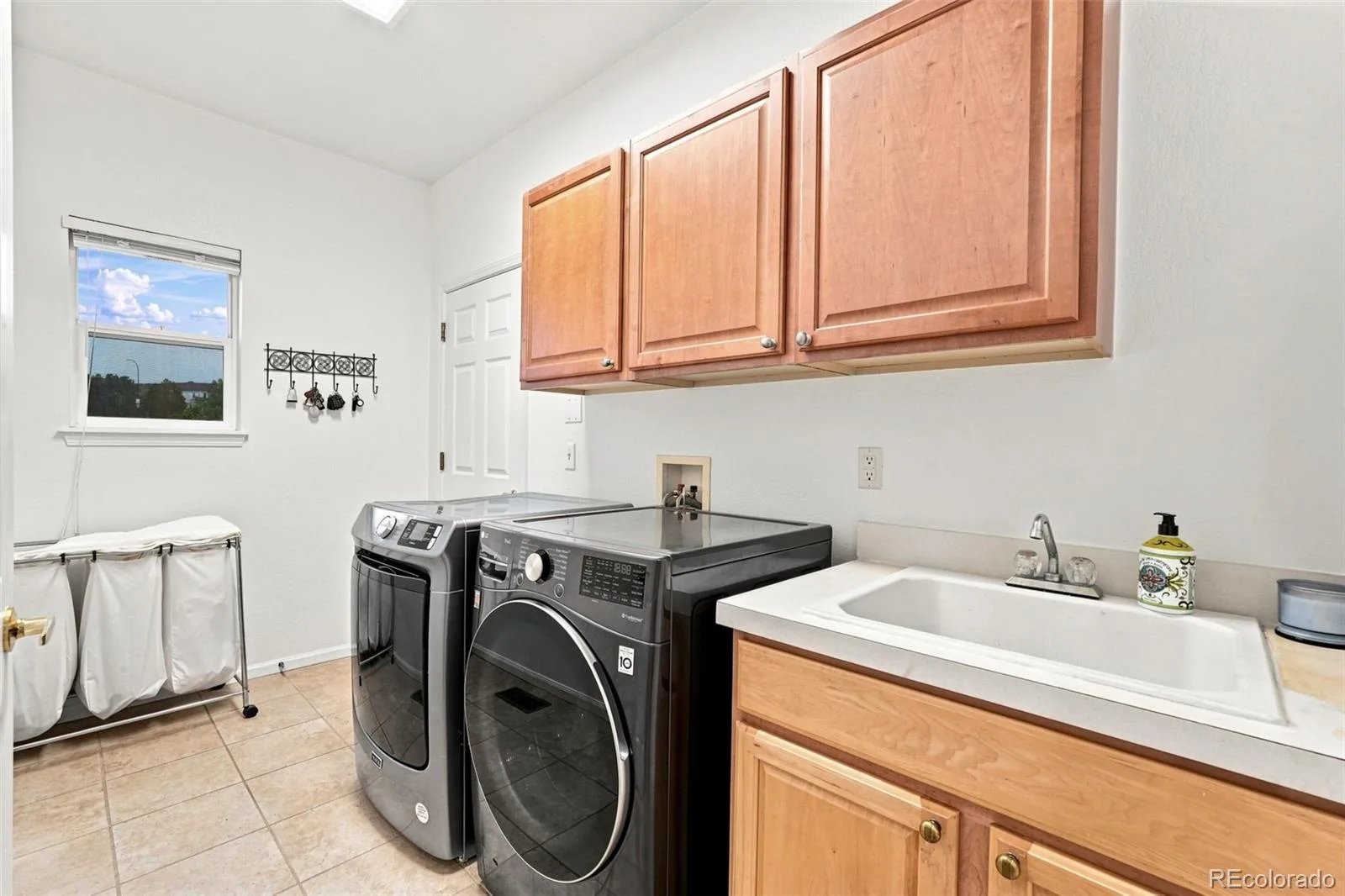 10574 Jaguar Point Lone Tree CO 80124 | MLS #REC7253641 08012026014011 1600 21