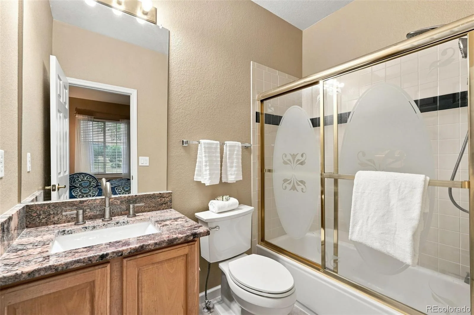 10574 Jaguar Point Lone Tree CO 80124 | MLS #REC7253641 08012026014011 1600 35