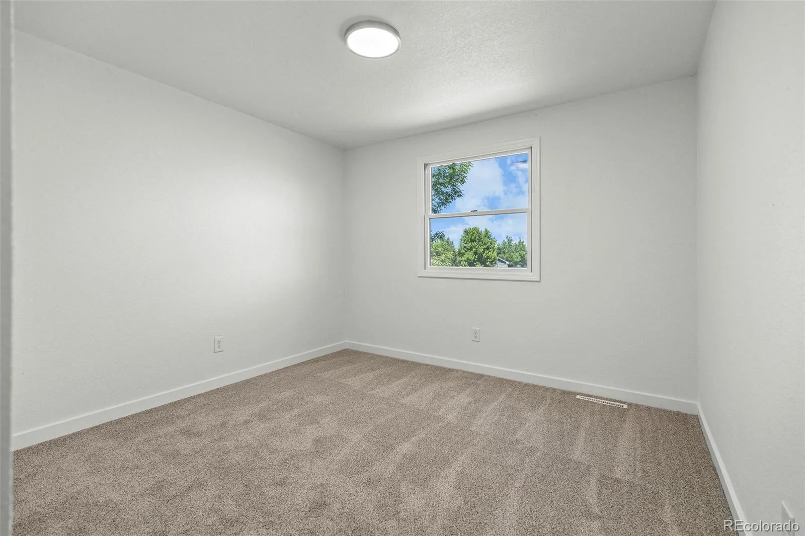 17407 E Belleview Place Centennial CO 80015 MLS #REC7257657 06112026205736 1600 26