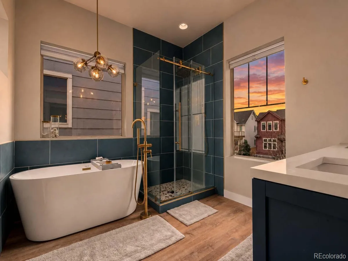 08272026213231 1200 17