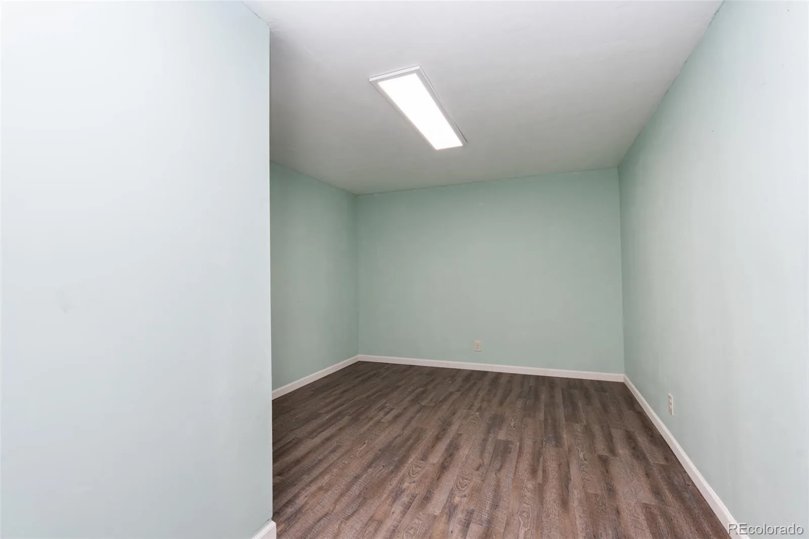 1410 S Vaughn Circle Aurora CO 80012 | MLS #REC7258646 08152026210919 1600 23