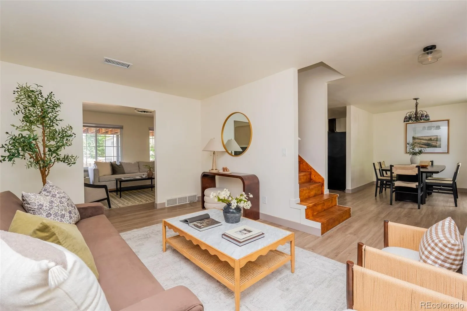 1410 S Vaughn Circle Aurora CO 80012 | MLS #REC7258646 08152026210919 1600 4