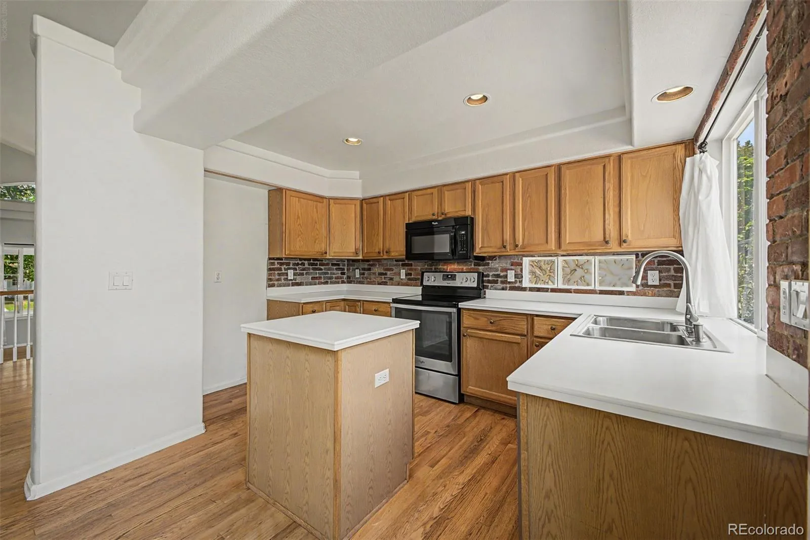 9154 Anasazi Indian Trail Littleton CO 80129 | MLS #REC7259098 07032026180629 1600 10