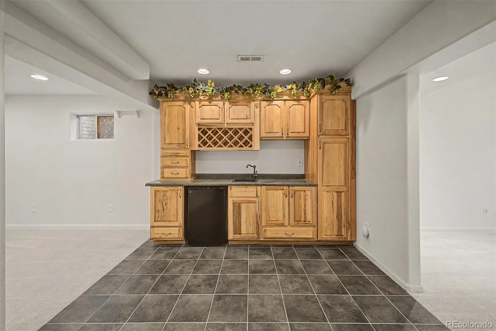 9154 Anasazi Indian Trail Littleton CO 80129 | MLS #REC7259098 07032026180629 1600 29